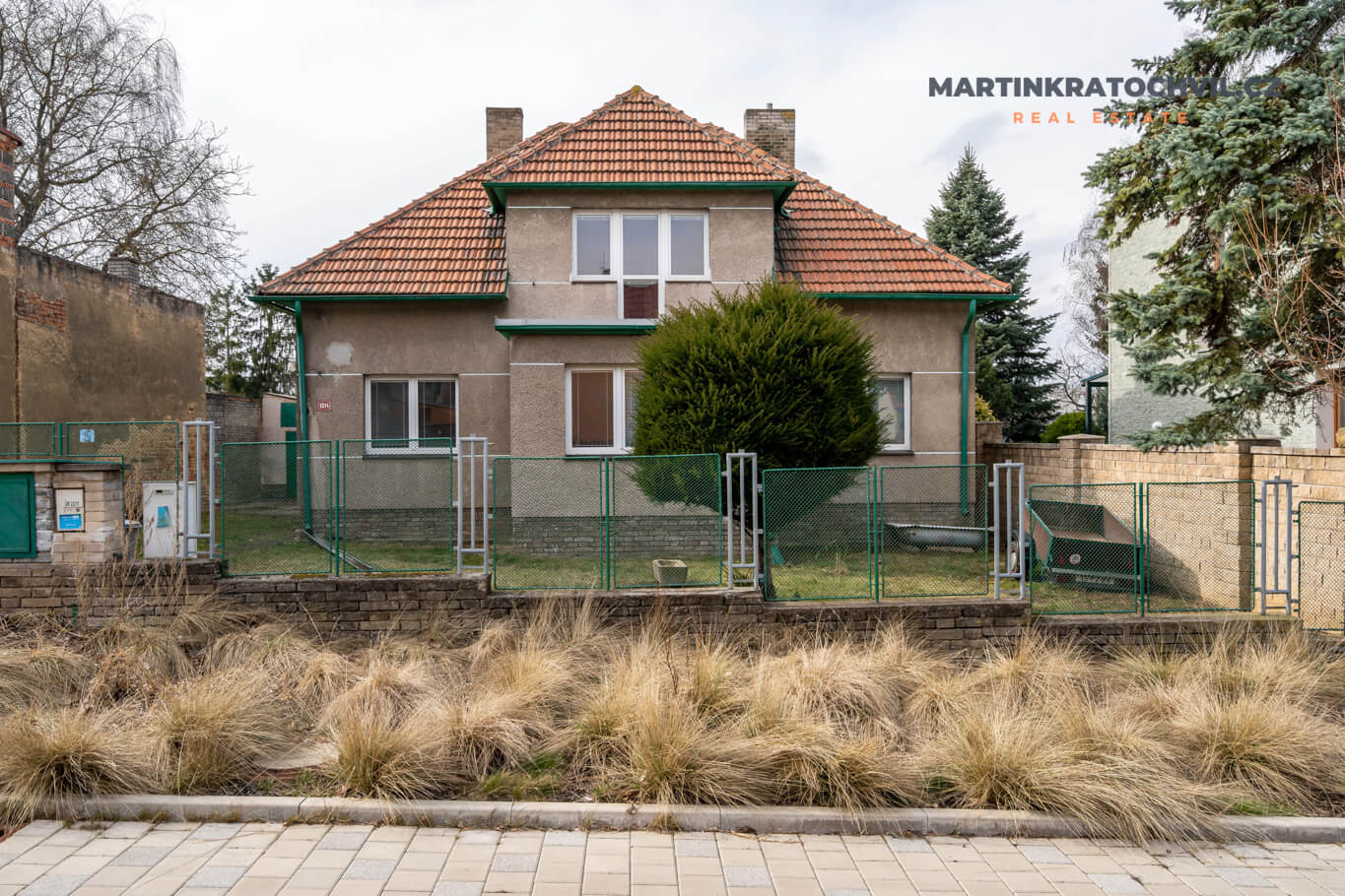 PRODEJ RD 5+1 - HOSTIVICE - 13.500.000 Kč