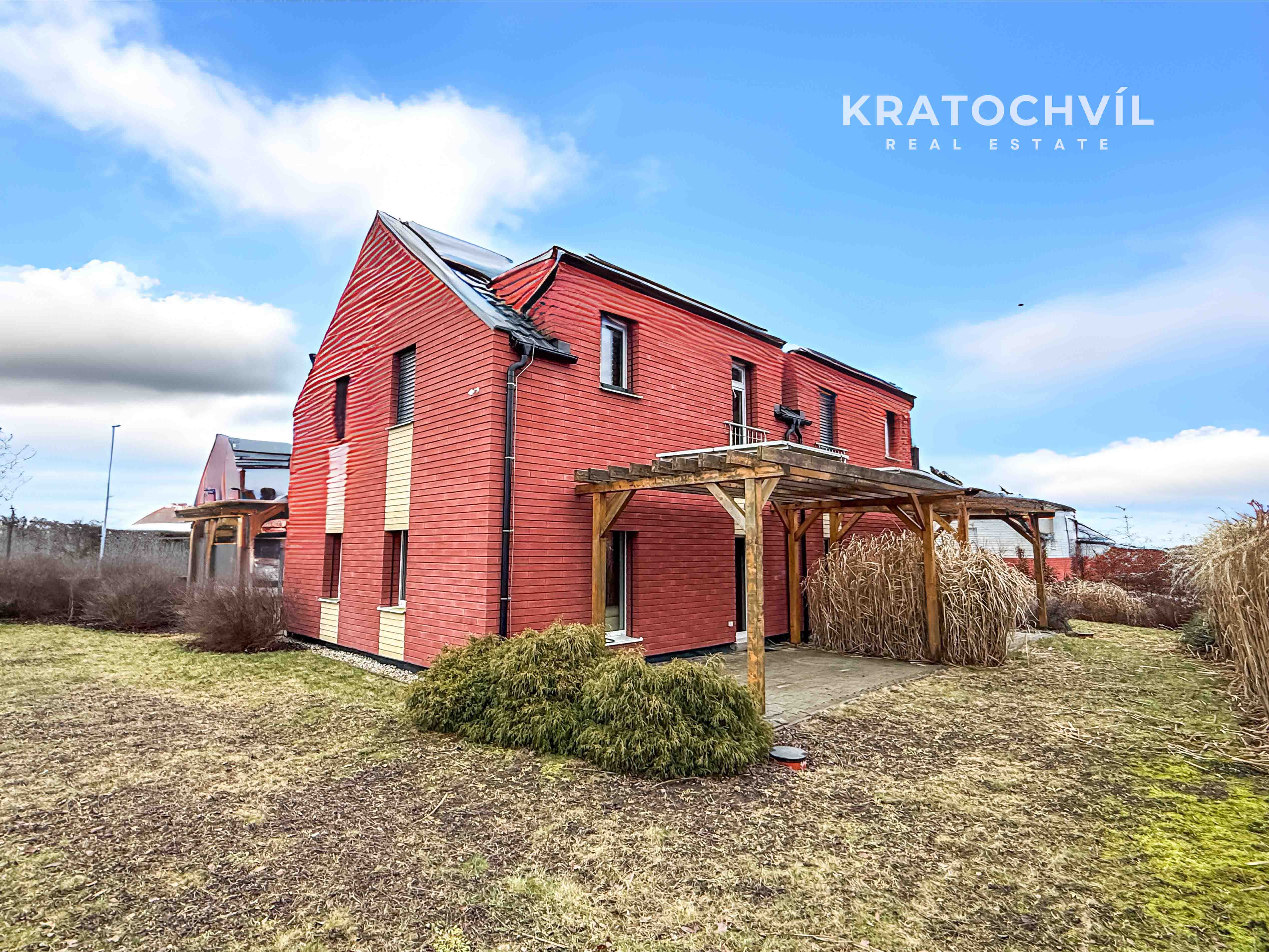 PRONÁJEM RD 4+KK - ZLONÍN - PRAHA VÝCHOD - 37 000 Kč + popl.